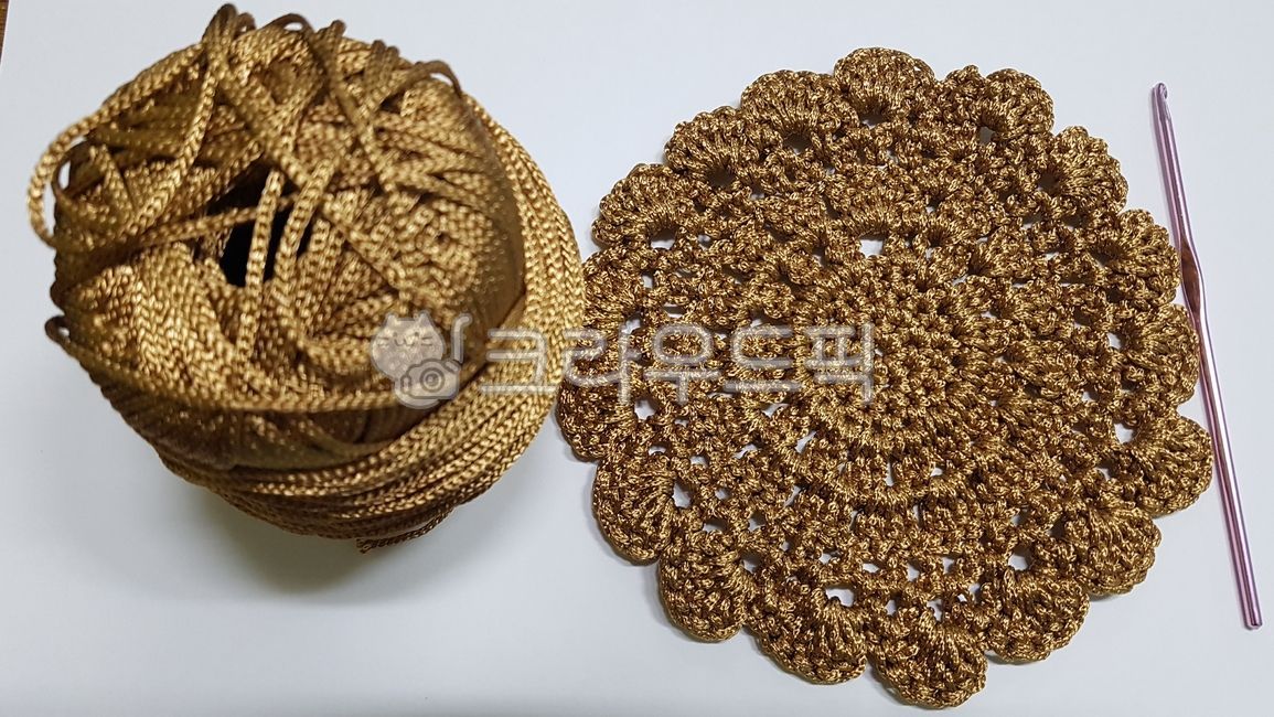 모티브,뜨개실,소품,장식구,황금색