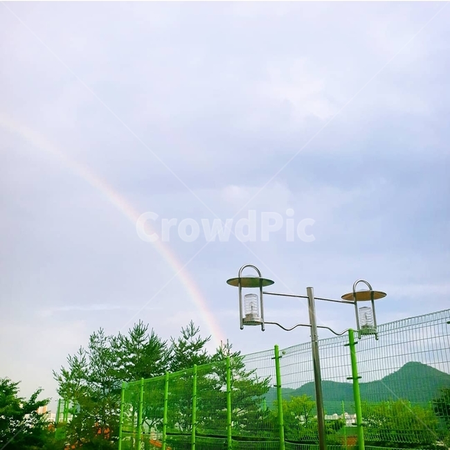 무지개,rainbow,먹구름,하늘,날씨