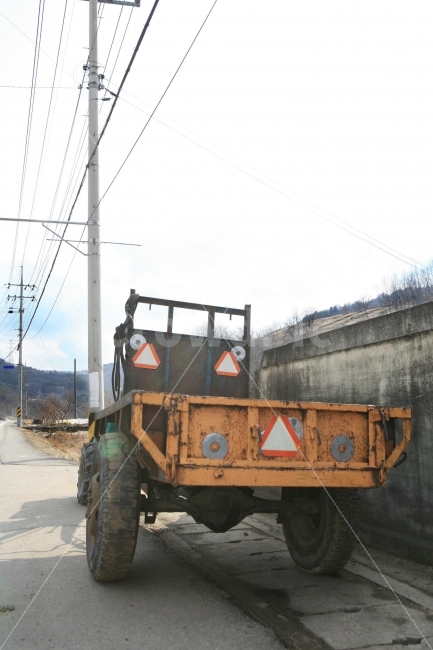 시골길,경운기,한국의정서,시골풍경,삼각형,시골,마을,풍경,landscape,country,rural,town