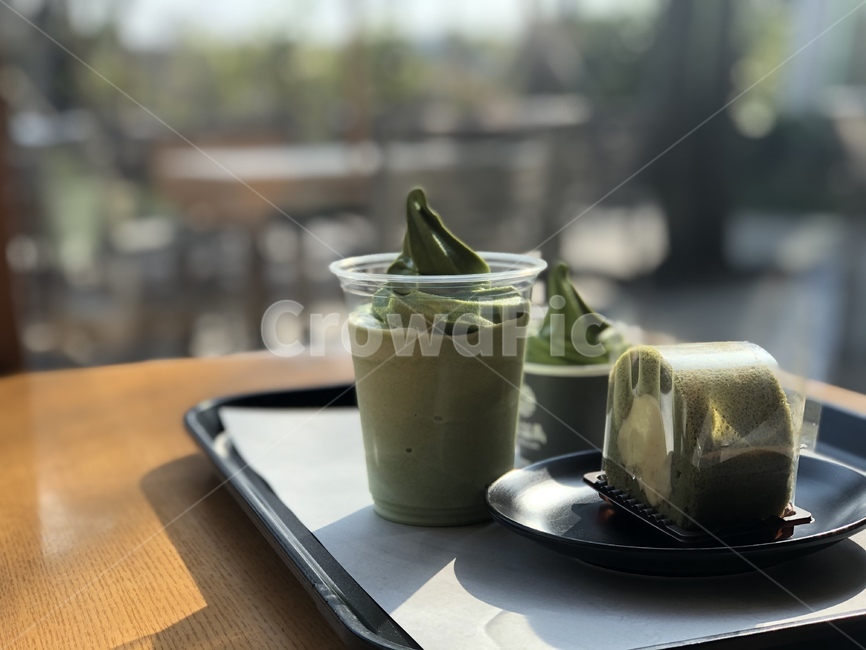 cup,컵,coffeecup,커피컵,latte,음주,drink,마실것,beverage,라떼,카페,cafe