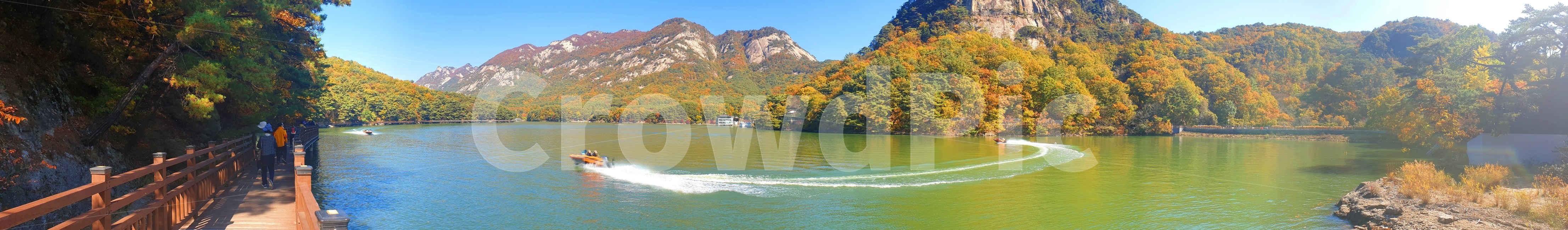 산정호수,호수,단풍,물가,호수단풍,낙엽,가을,계절,fall,autumn,season,사람들,대중,군중,other people,crowd