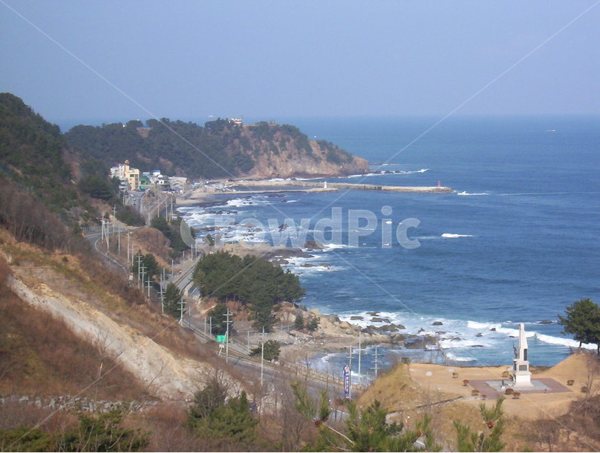 해변,동해안,바다,정동진,강릉,강원도,풍경,시골풍경,korea,landscape,gangnung,coast,해안도로,도로,산,언덕,숲,자연,경치,푸른바다,철길,철도,철로,railroad,sea,hill,한국,파도,방파제,자연,풍경,nature,landscape,한국자연풍경,한국자연경관,korea nature landscape,promontory,곶,shoreline,해안선,water,물,sea,ocean,대양,outdoors,옥외