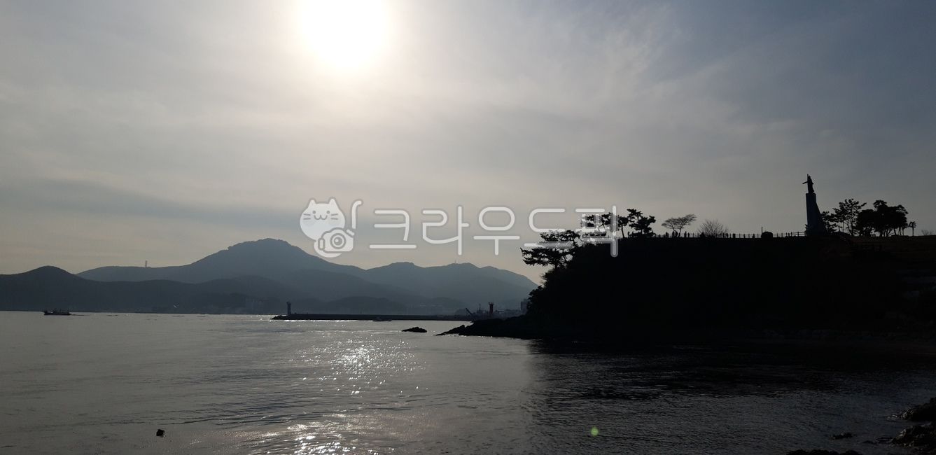 reversal,ocean,shadow,light,marine park