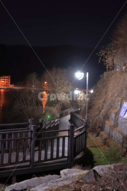 통로,보도,야경,산책,빛,저녁,길,산책로,여유,휴식,야경,밤,풍경,nightscape,night,landscape