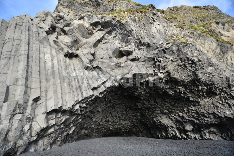 주상절리,주상절리동굴,아이슬란드,과학,용암,바위,nature,자연,cliff,iceland,자연,풍경,nature,landscape,한국자연풍경,한국자연경관,korea nature landscape,제주도,jeju,jeju island,outdoors,옥외,낭떠러지