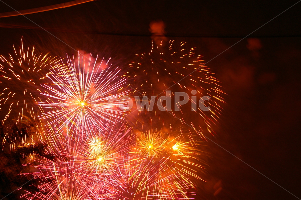 sky,outdoors,night,fireworksfestival,fireworks festival,fireworks,emotional photo,firecrackers