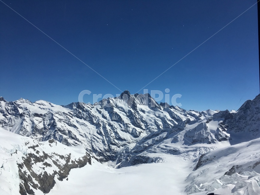 산,mountain,ice,outdoors,nature,자연,산맥,스위스,융프라우,눈,눈설,설산,스키장,스키,겨울,계절,winter,season