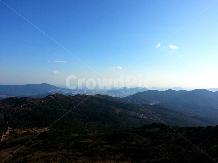 하늘,산,sky,가을,풍경,금정산,도시,부산,푸른,맑음,한국,대한민국,나무,단풍,등산,구름,햇살,mountain,scenery,fall,autumn,city,busan,blue,clean,clear,korea,tree,maple,mountainclimbing,cloud,sunny