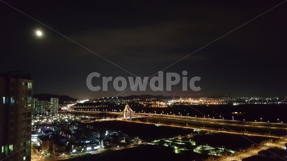 달,야경,밤,풍경,도심,야경,밤,풍경,nightscape,night,landscape,도시,city,한국도시풍경,한국도시경관,korea cityscape,시티,town,metropolis,중심지,urban,어반,building,건물