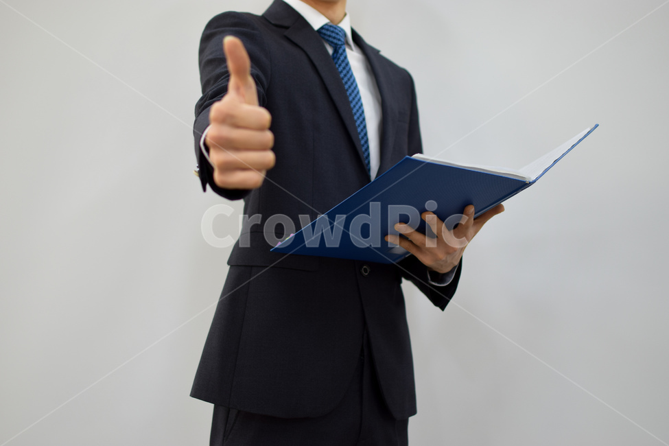 사업,사업가,영업,비지니스,비즈니스,손,정장,자세,사장,사장님,협동,인사,거래,협력,직업,신입,상사,사원,넥타이,신뢰,관계,회사,기업,대기업,직장,면접,파트너,변호,변호사,성공,감독,셔츠,임원,외교,마케팅,컨설팅,법,프로,전문가,남자,사람,인물,인간,human,person,손,제스처,표시,손짓,표현,gesture,hand,sign,expression,남성,남자,man,male,산업,industry,industrial,비즈니스,사업,business,service,work
