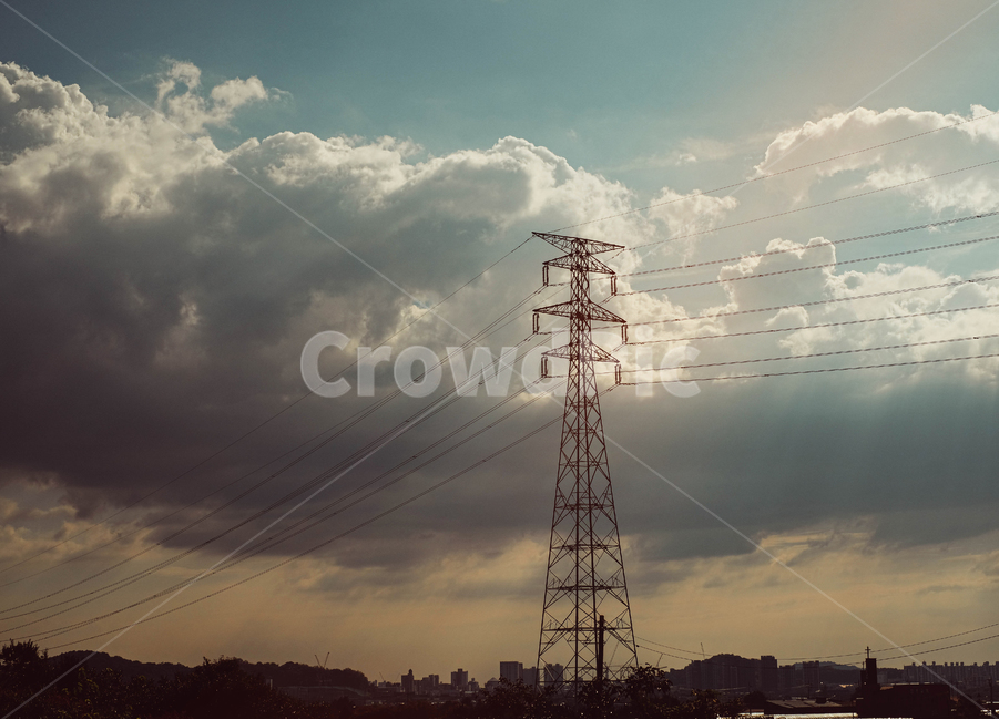 하늘,구름,송전탑,전기,전선,탑,역광,햇빛,에너지산업,energy industry