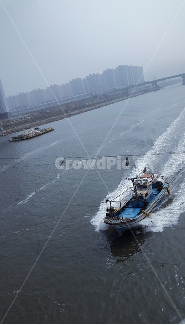 배,물살,하늘,바다,자연,강,풍경,nature,landscape,산업,industry,industrial,어업,fishery,fishing industry