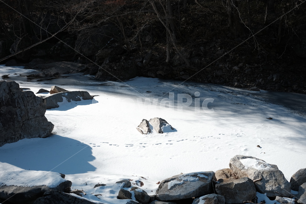 겨울풍경,눈,계곡,겨울산,nature,자연,산,outdoors,snow,겨울,계절,winter,season