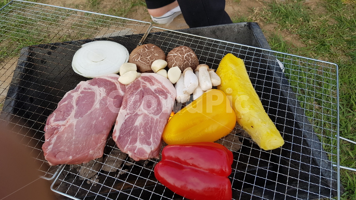 food,음식,bbq,바베큐,캠핑,고기,음식,식재료,요리,food,cook,meal,dishes,food reserves,육류,고기,meat