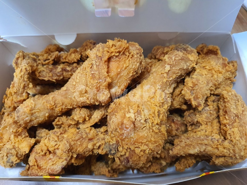 food,음식,friedchicken,닭튀김,통닭,배달음식,음식,식재료,요리,food,cook,meal,dishes,food reserves