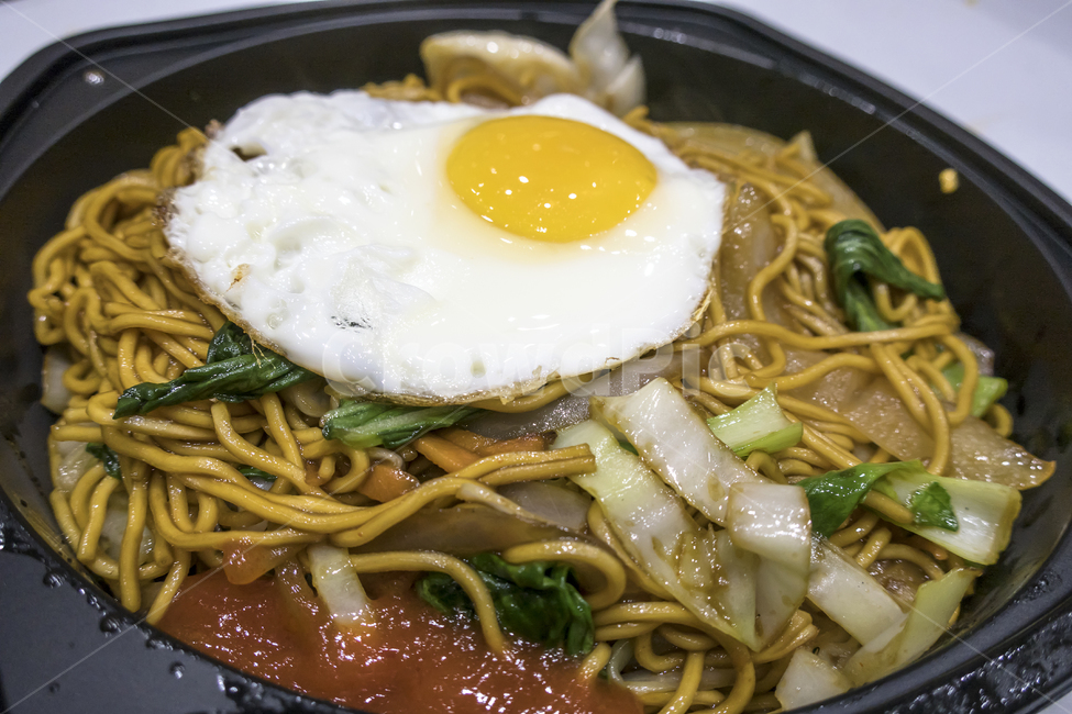 goreng,chili,chicken,shrimp,cabbage,egg,gourmet,soy sauce,noodle,sauce,mee,vegetables,Southeast Asia,cooking,seafood,garlic,noodle dish,noodles,chili sauce,spicy,fry,Mee goreng,food,mee goreng,meat,stirfry,fried noodles,sweet,noddles,Indonesia