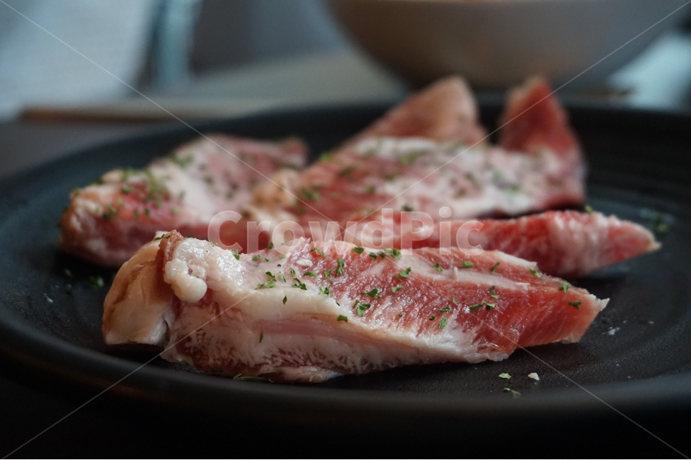 돼지고기,고기,삼겹살,항정살,식당,음식사진,요리,외식,마블링,food,정육,육류,안주,소주,먹방,음식,한국음식,회식,식재료,생고기,한국요리,한국요리재료,요리재료,식자재,바베큐,meat,koreanfood,koreandishes,cook,음식,식재료,요리,food,cook,meal,dishes,food reserves,육류,고기,meat,한식,한국음식,한국요리,korean food,korean dishes,korean meal,korean cook