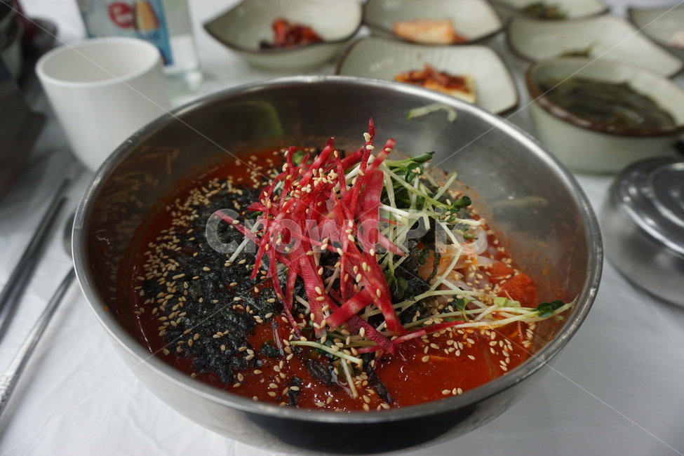오징어물회,물회,강릉물회,해산물,오징어,음식,식재료,요리,food,cook,meal,dishes,food reserves,수산물,해산물,fishery products,seafood
