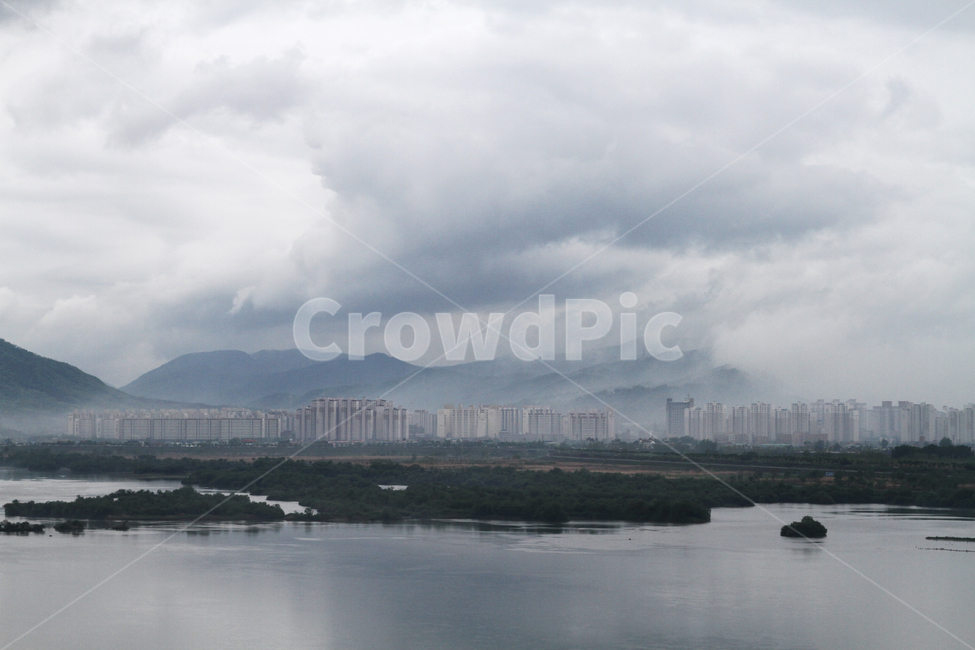 한강,아파트,강변,강변아파트,가로,안개,리버사이드,구름,비온뒤,자연,풍경,nature,landscape,한국자연풍경,한국자연경관,korea nature landscape,도시,city,한국도시풍경,한국도시경관,korea cityscape,weather,날씨
