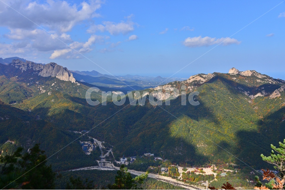 mountainrange,산맥,tree,나무,plant,식물,leaf,잎,nature,자연,outdoors,옥외,mountain,산,설악산,비선대,권금성,계곡,설악산가을,추색,만추,국립공원,가을,계절,fall,autumn,season,자연,풍경,nature,landscape