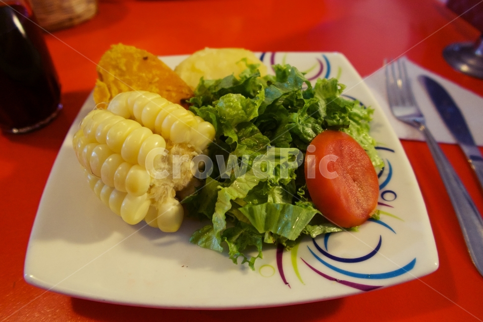 샐러드,옥수수,야채,토마토,감자,음식,빨강,food,meal,healthy,fresh,green,diet,red,corn,organic,dinner,lunch,salad,lettuce,vegetarian,pepper,dish,closeup,vegetable,appetizer,health,tomato,plate,cuisine,delicious,tasty,vegan,table,음식,식재료,요리,food,cook,meal,dishes,food reserves