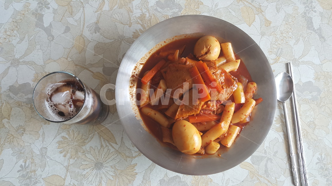 식사,음식,요리,떡볶이,tteokbokki,stirfriedricecake,meal,food,dish,음식,식재료,요리,food,cook,meal,dishes,food reserves