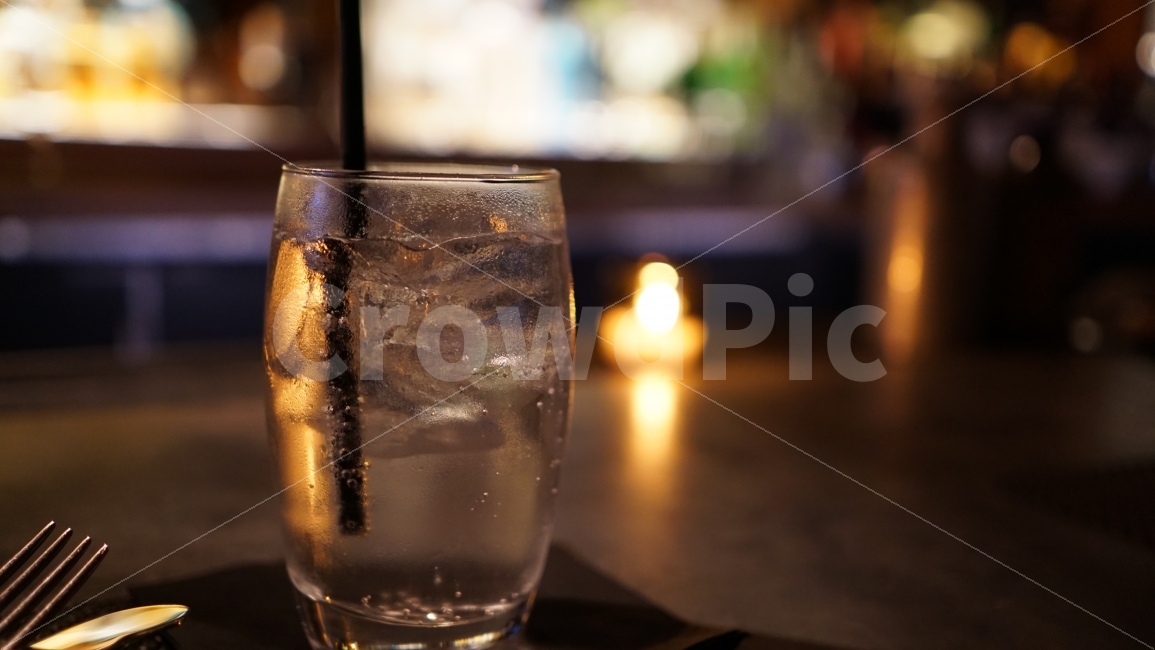 바,탄산,사이다,실내,얼음,컵,음료수,drink,beverage,감성,sensible,feeling