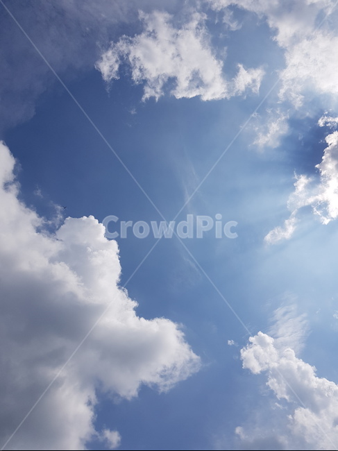 구름,하늘,파란하늘,뭉게구름,하얀구름,cloud,sky,파란색,하얀색,흰색,blue,bluesky,white
