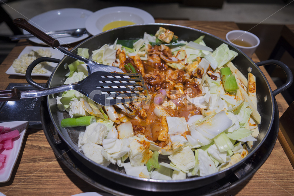 닭갈비,닭요리,닭볶음,철판볶음,저녁식사,점심식사,음식,식재료,요리,food,cook,meal,dishes,food reserves,한식,한국음식,한국요리,korean food,korean dishes,korean meal,korean cook