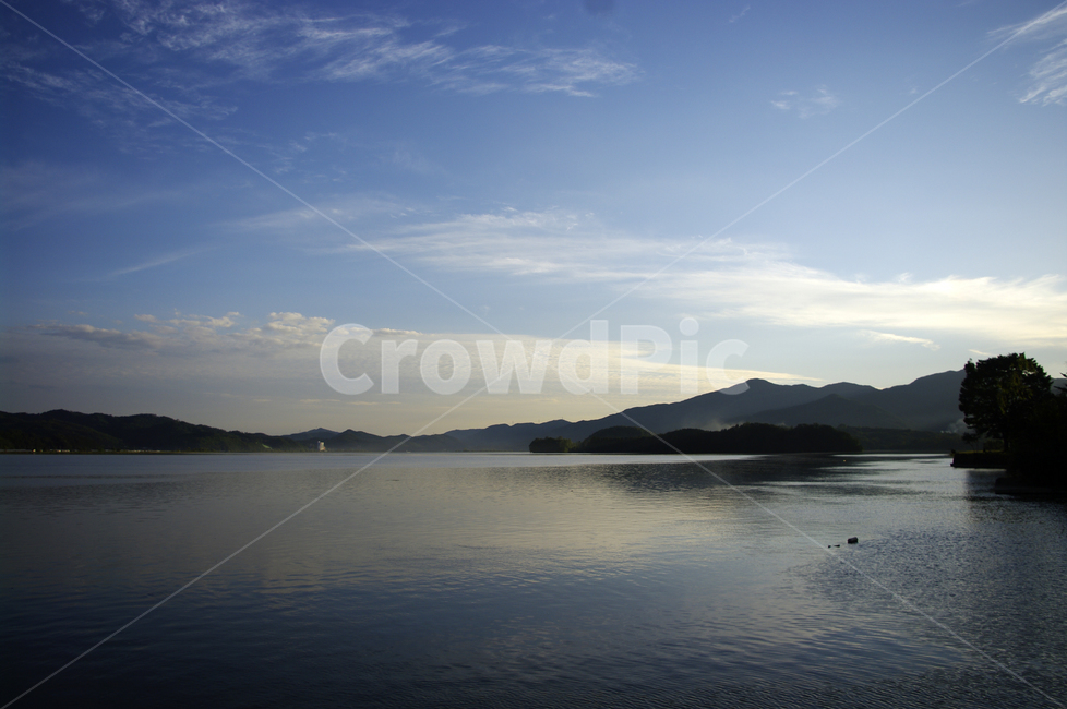 강,하늘,구름,풍경,산,자연,풍경,nature,landscape,land,땅,outdoors,옥외,water,물,sea,바다,ocean,대양,shoreline,해안선