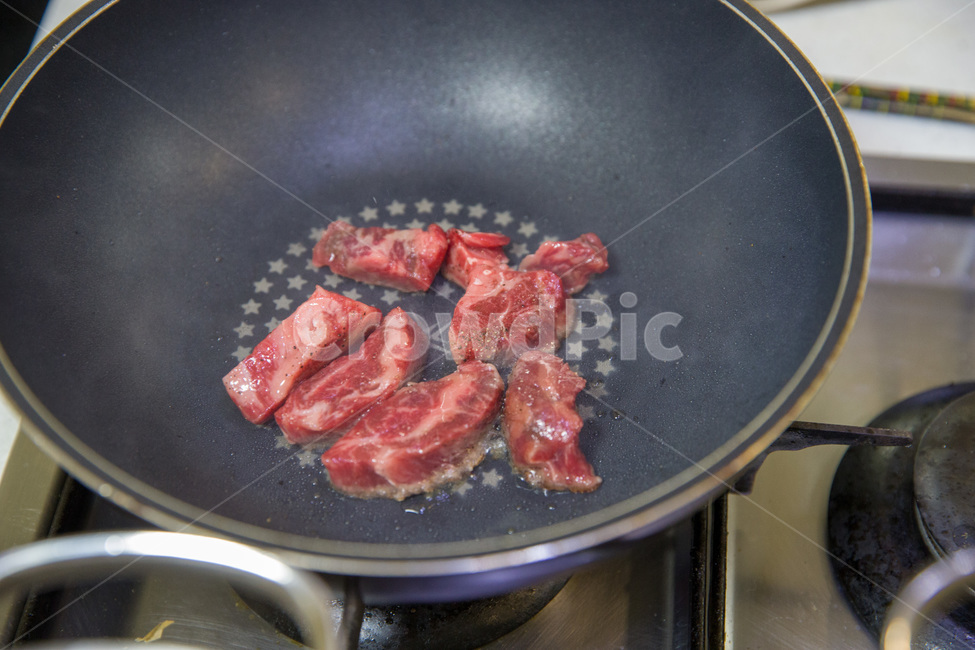 background,barbecue,beef,closeup,cook,cooking,cuisine,delicious,dinner,dish,food,fresh,gourmet,grill,grilled,healthy,hot,meal,meat,pan,pork,raw,red,steak,tasty,소고기,스테이크,요리,음식,프라이팬,음식,식재료,요리,food,cook,meal,dishes,food reserves,육류,고기,meat