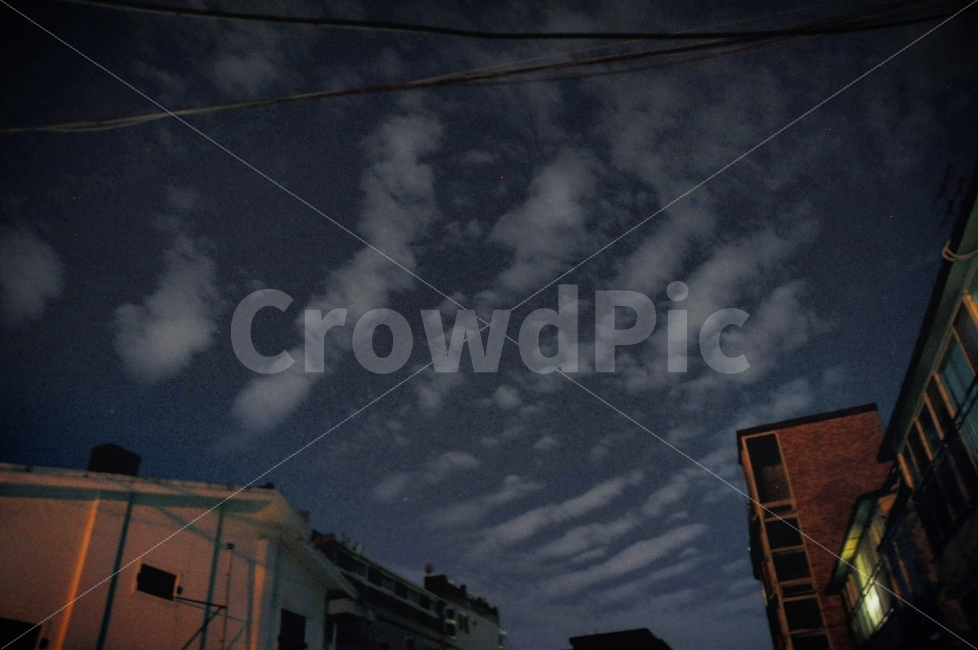 일상,밤,하늘,구름,동네,어둠,daily,night,village,sky,clouds,floating,도시,풍경,city,landscape,야경,밤,nightscape,night,weather,날씨,nature,자연,outdoors,옥외