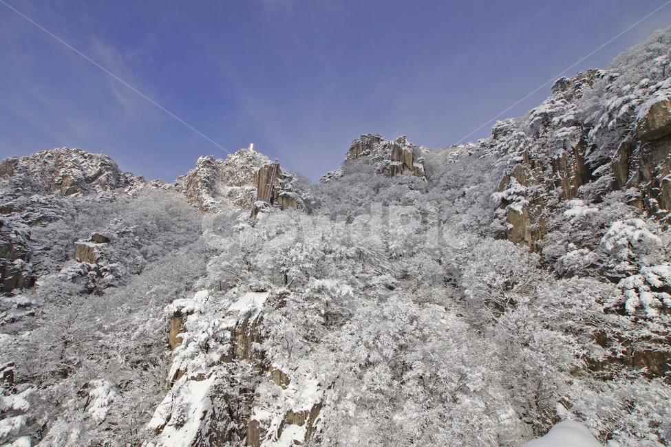대둔산,설경,겨울,풍경,전라북도,완주,겨울,계절,winter,season,자연,풍경,nature,landscape,한국자연풍경,한국자연경관,korea nature landscape,mountain,산,outdoors,옥외,mountain range,산맥,ice,빙