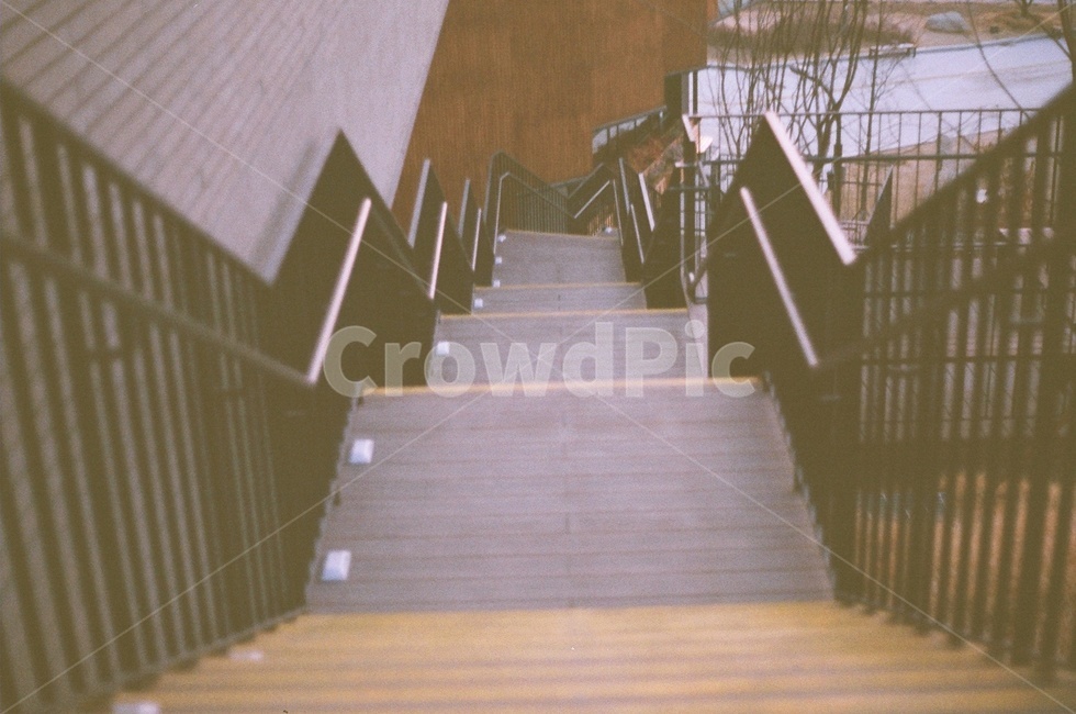 계단,필름,film,아침,내리막,건축물,건물외관,exterior,building,structure,architecture,construction