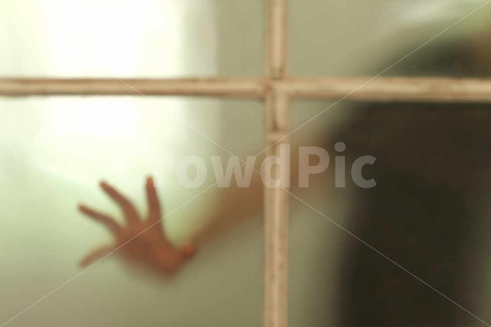 손,이별,우울,어두움,창가,창문,뿌연,도망,손바닥,사람,인물,인간,human,person,공포,호러,무서운,무서움,horror,terror,fear,인물실루엣,사람실루엣,character silhouette,human silhouette