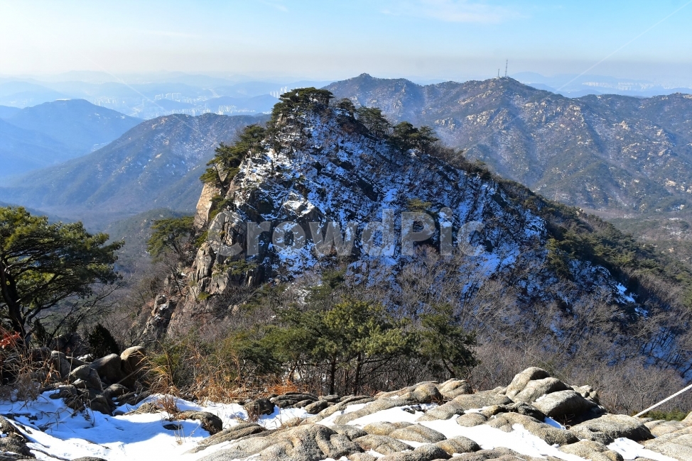관악산,풍경,겨울,자연,눈,스포츠,등산,산행,nature,snow,겨울풍경,느낌,아름다운,신비로운,경이로운,기암,바위,암봉,암릉,다큐,필,힐링,명산,landscape,winter,season,트레킹,100대명산,인기명산,조망,전망,정부청사,6봉,수목원능선,바윗길,암릉길,명품송,소나무,한국자연풍경,한국자연경관,korea,관양능선,팔봉능선,국기봉,겨울,계절,winter,season,자연,풍경,nature,landscape,한국자연풍경,한국자연경관,korea nature landscape,mountain range,산맥,outdoors,옥외,mountain,산