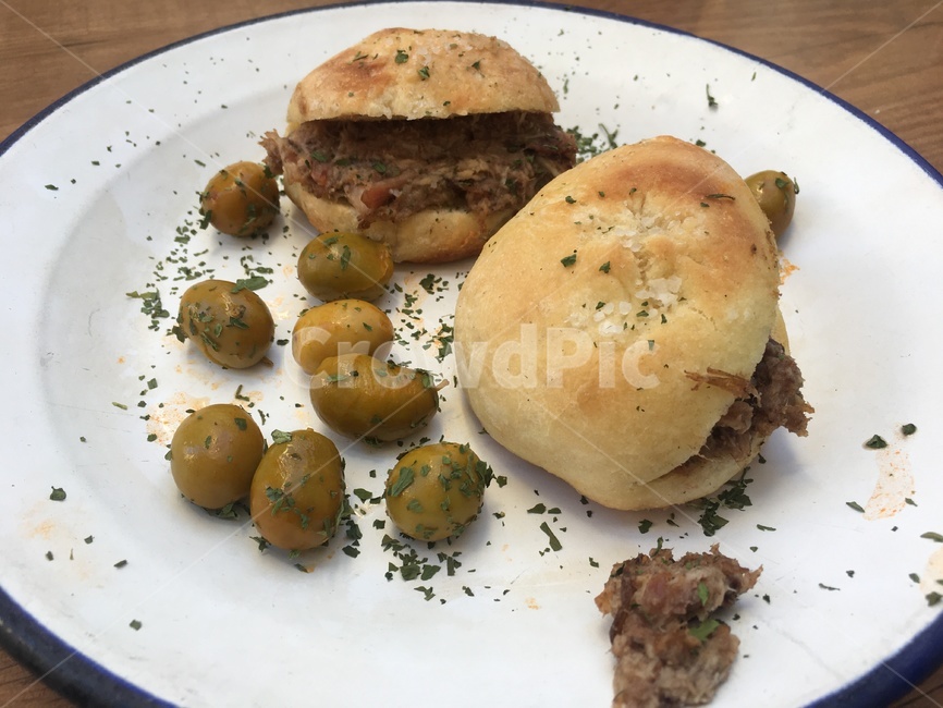 food,음식,bread,빵,burger,버거,올리브,olive,타파,tapa,빵,bread