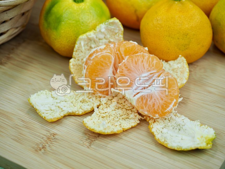 귤,제주감귤,제주도특산품,감귤,과일,제주도,노랑,음식,배경,tangerine,jejutangerine,jejuislandspecialties,fruit,jejuisland,yellow,food,background,citrusfruit,감귤류과일,식물