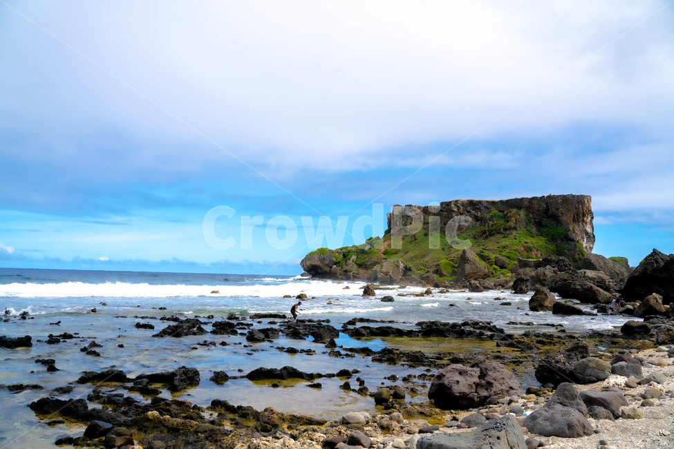 nature,자연,water,물,ocean,대양,sea,바다,shoreline,해안선,coast,연안,섬,island,돌,rock,stone,자연,풍경,nature,landscape