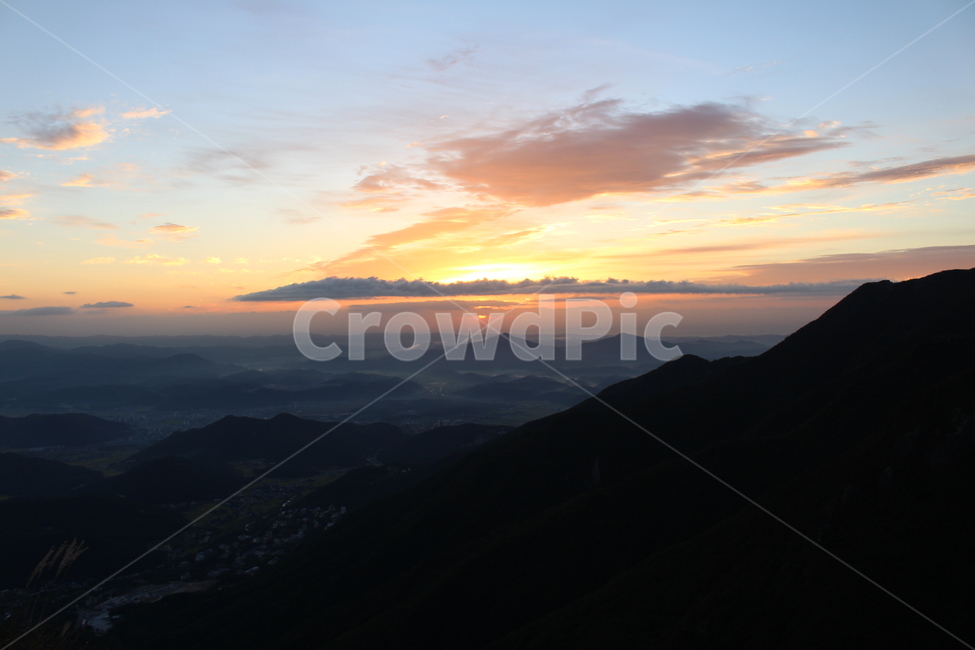 일출,간월재,구름,야경,산,태양,불빛,sunrise,cloud,nature,자연,sun,light,아침,자연,풍경,nature,landscape,outdoors,옥외,mountain range,산맥,mountain