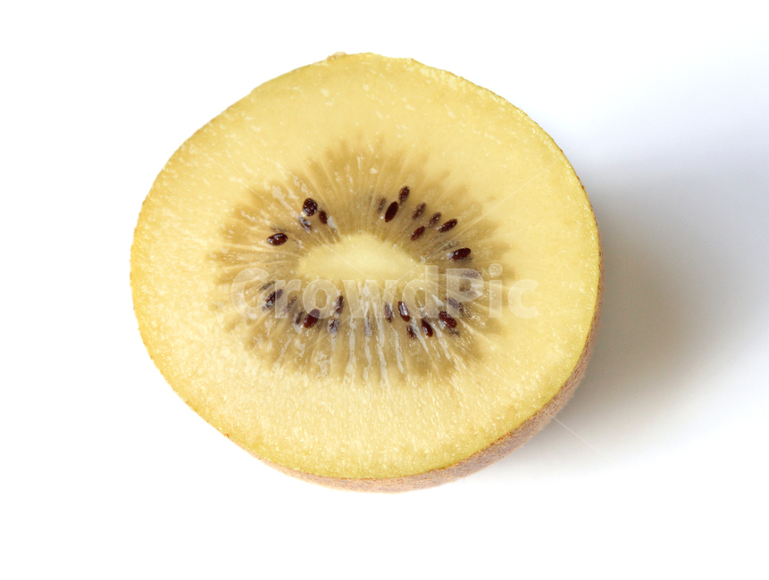 자른,디저트,신선한,골드,골든,노랑색,노란,비타민,cut,dessert,food,fresh,fruit,gold,goldkiwi,half,kiwi,nature,slice,sweet,tasty,topview,vitamin,white,yellow,brown,seed,seeds,과일,음식,열매,키위,골드키위,골든키위,반,하프,반쪽,단면,씨,씨앗,흰배경,갈색,브라운,노랑,노란색,옐로우,탑,탑뷰,탑앵글,음식,식재료,요리,food,cook,meal,dishes,food reserves,과일,열매,fruit