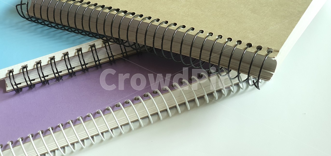 노트,스프링,스프링노트,연습장,공책,학용품,문구,문구용품,paper,spring,blank,page,business,notebook,sheet,white,document,background,spiral,pad,notepad,design,office,note,message,empty,space,isolated,reminder,binder,book,write,diary,texture,list,work,notice,plan