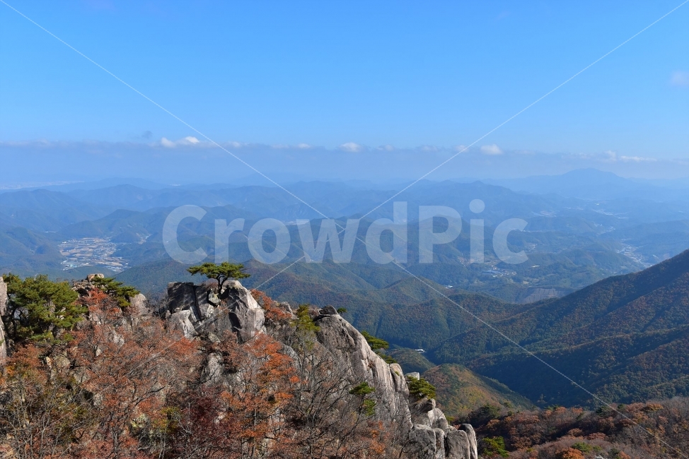 대둔산,가을,풍경,단풍,탐방,도립공원,빨간단풍,파란하늘,가을색,오색,울긋불긋,알록달록,그림같은,칼라풀,뷰티플,아름다운,힐링,감성,자연,정취,산세,명산,100대명산,nature,산,등산,트레킹,풍경사진,비경,경치,가을사진,가을색채,가을의정취,맑음,청명,가을날씨,경관,기암,암봉우리,mountain,금산,완주,논산,낙조대,낙조산장,마천대,케이블카,구름다리,삼선계단,가을,계절,fall,autumn,season,자연,풍경,nature,landscape,한국자연풍경,한국자연경관,korea nature landscape,outdoors,옥외