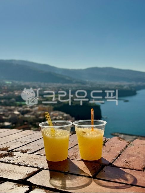 Italy,lemon,southern Italy,lemon slush,lemon juice,orange juice,sea background lemon,southern Italy lemon,southern Italy sea,sea,panorama,southern tour,southern Italy tour,positano,positano sea,positano lemon,sorrento