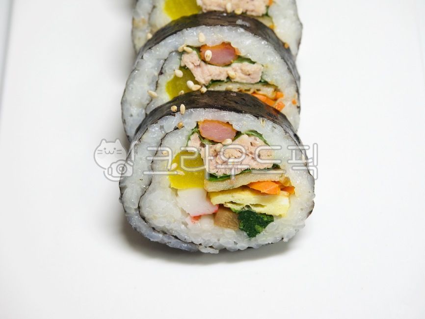 Tuna kimbap,kimbab,asianfood,snack,pickled radish,vegetable,kim,tunakimbab,pickledradish,wellbeing,Korean food,wellness,Asian food,gimbap,cooking,koreanfood,seaweed,cuisine,wellness food,rice,korean,food,meal,wellbeingfood,background,snackbar,carrot