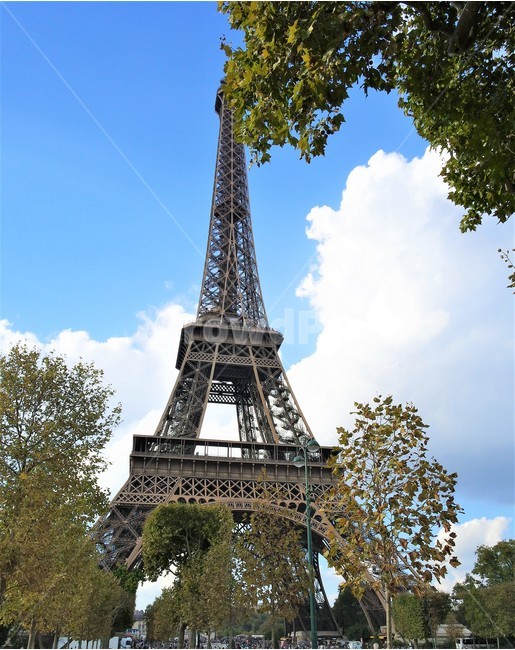 프랑스,파리,에펠탑,풍경,경치,랜드마크,구름,하늘,자연,france,pari,theeiffeltower,scenery,landmark,cloud,sky,nature,랜드마크,landmark,tourist attraction,해외,외국,세계,foreign,oversea,world,세계랜드마크,해외랜드마크,외국랜드마크,world landmark,world tourist attraction,건축물,건물외관,exterior,building,structure,architecture,construction,tower,탑,건물,steeple,뾰족한 탑,spire,첨탑