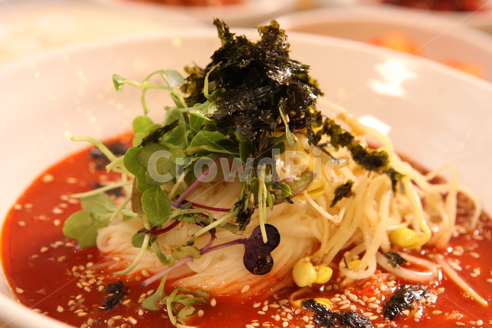 해양생물,seafood,해물,food,음식,국수,면,물회,김,야채,국물,매콤,음식,식재료,요리,food,cook,meal,dishes,food reserves,면류,면요리,noodles