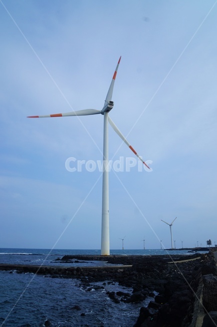 바다,해안,풍차,하늘,자연,산업,industry,industrial,에너지산업,energy industry,engine,엔진,motor,모터,machine,기계