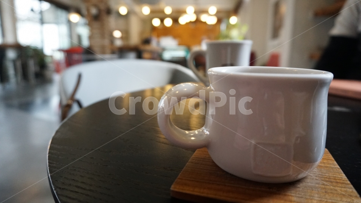 카페,커피,인테리어,분위기,컵,아메리카노,카페라떼,카페모카,디자인,테이블,조명,바리스타,사물,물건,오브젝트,thing,object,matter