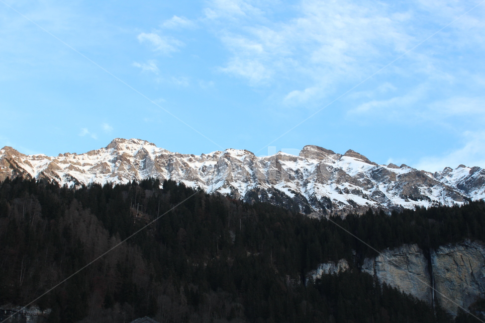 산,산맥,눈,자연,풍경,마을,mountain,snow,nature,겨울,계절,winter,season,자연,풍경,nature,landscape,해외,외국,세계,foreign,oversea,world,세계자연풍경,해외자연풍경,외국자연풍경,world nature landscape,outdoors,옥외,mountain range,tree,나무,plant,식물,fir,전나무,abies,아비,peak,피크